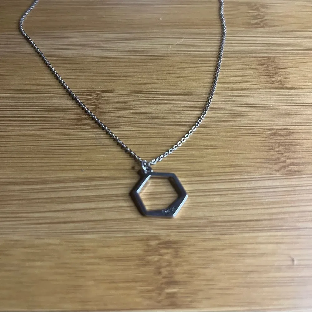 New Elegant Silver HOPE Hexagon Pendant Necklace